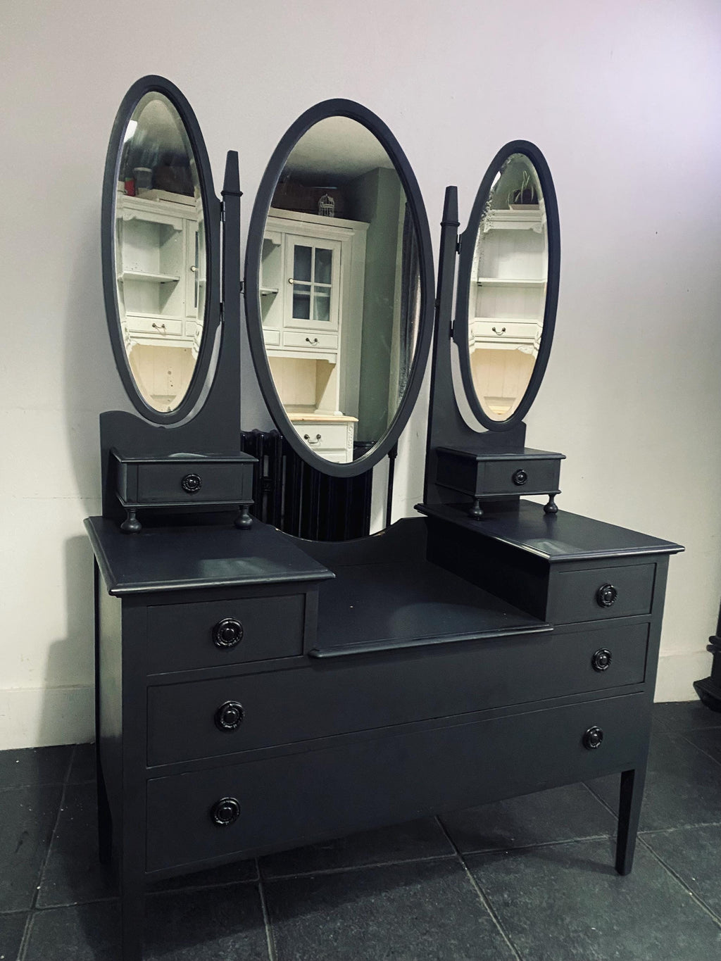 Vintage Black Vanity Dresser with Mirrors – Antique Dressing Table