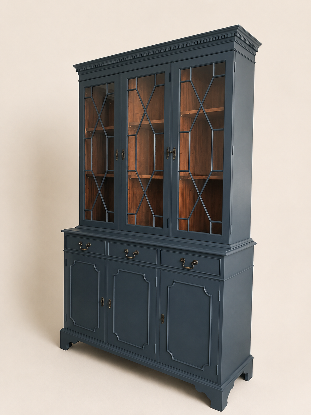 Stunning Classic Style Soft vintage blue 3 door Regency Glazed cabinet