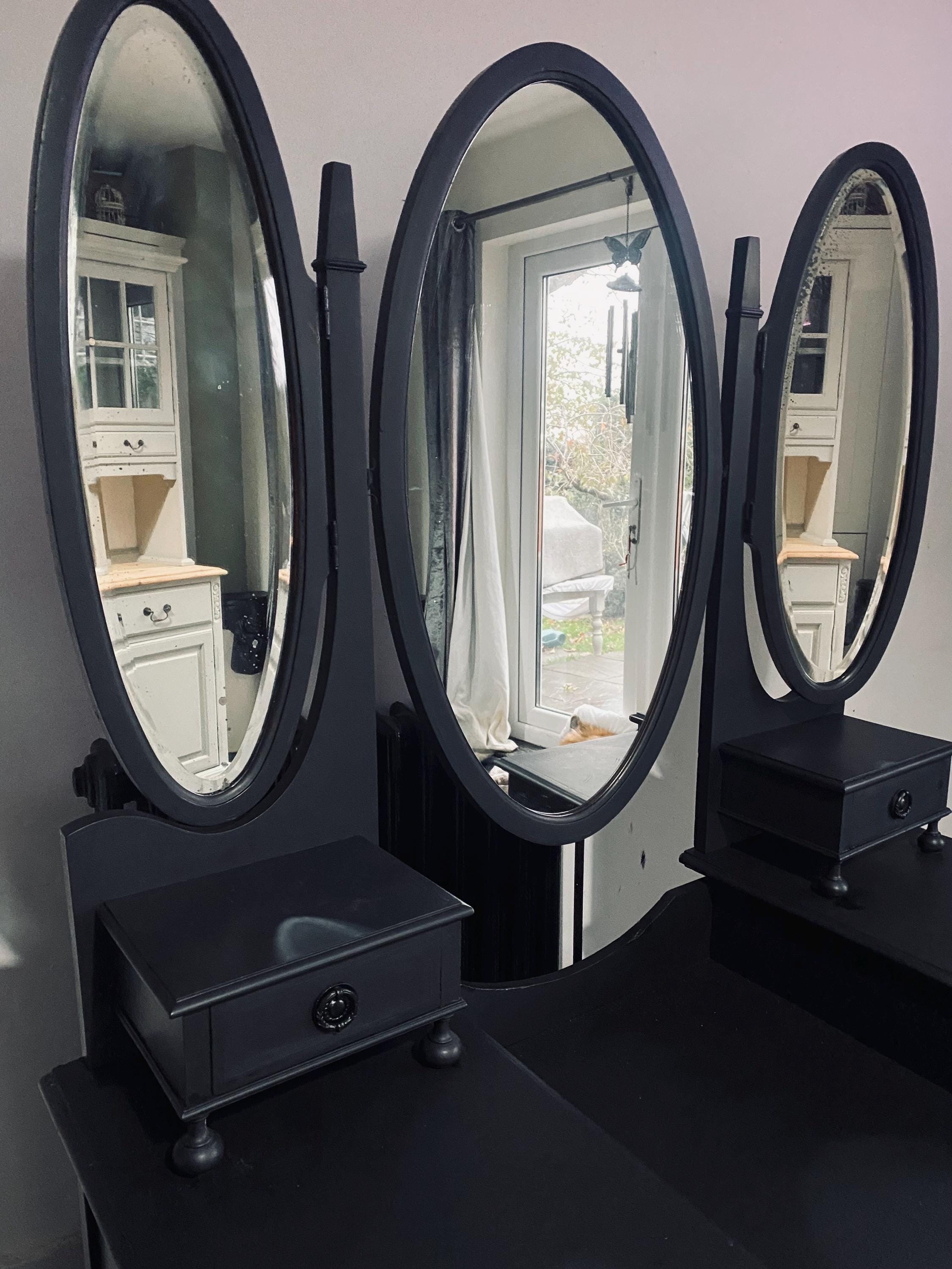 Vintage Black Vanity Dresser with Mirrors – Antique Dressing Table